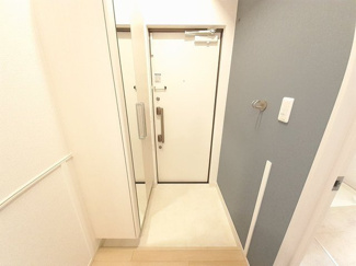 【玄関】 | リアン　ボヌール　鶴見緑地