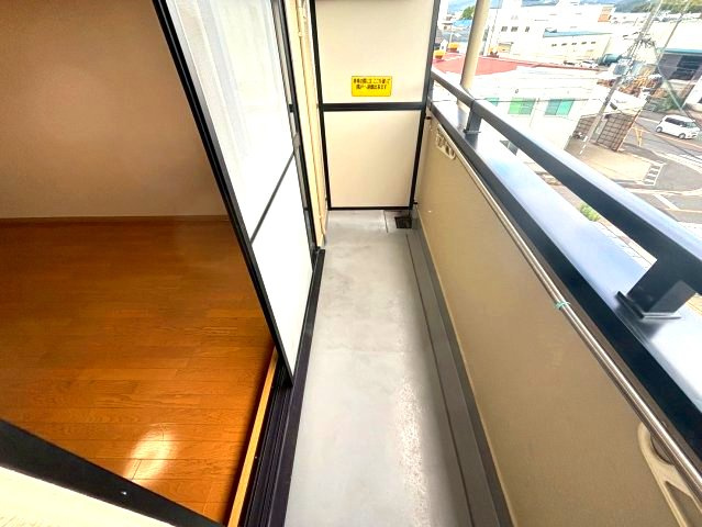 キャッスル山村B棟のバルコニー