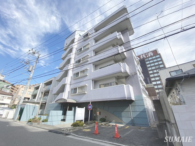 サウスウッドの外観|立派なマンションです☆