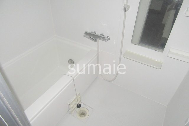 リバーコートの浴室|バスルームです