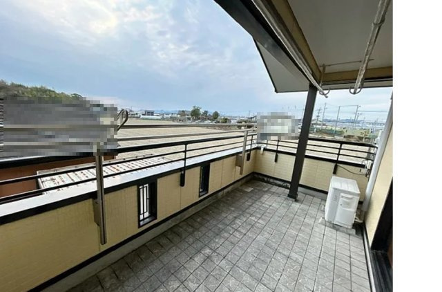 八代市高島町中古戸建のバルコニー