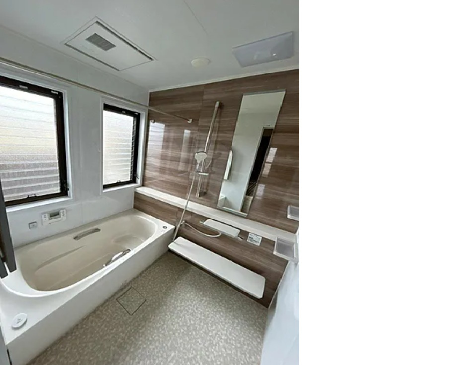 八代市高島町中古戸建の浴室