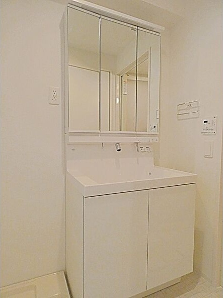 Mervellina　izumiの洗面所