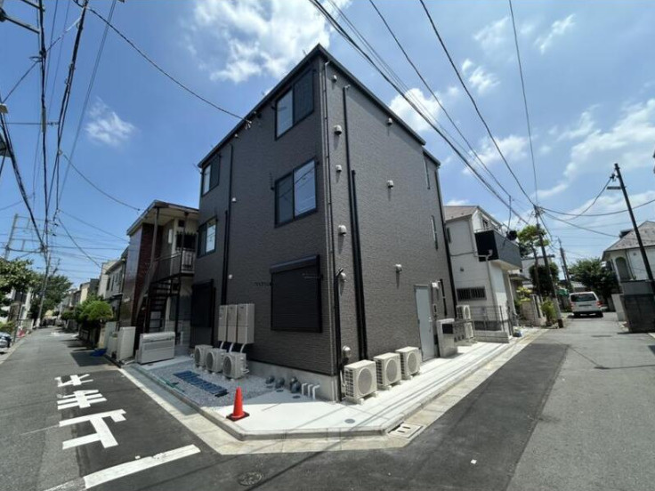 Avenir中野の外観