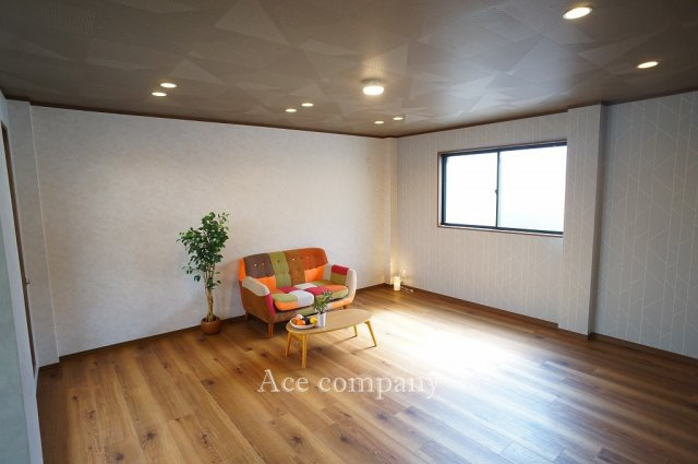 【居間・リビング】 | 東住吉区鷹合2丁目 | 【LDK：14.5帖】