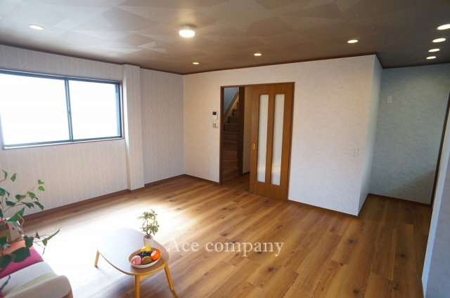 【居間・リビング】 | 東住吉区鷹合2丁目 | 【LDK：14.5帖】