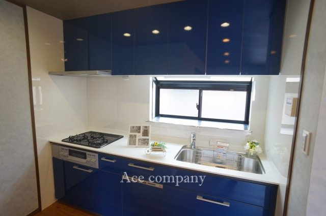 【キッチン】 | 東住吉区鷹合2丁目 | システムキッチン新調です☆3口ガスコンロ☆出窓付きです☆