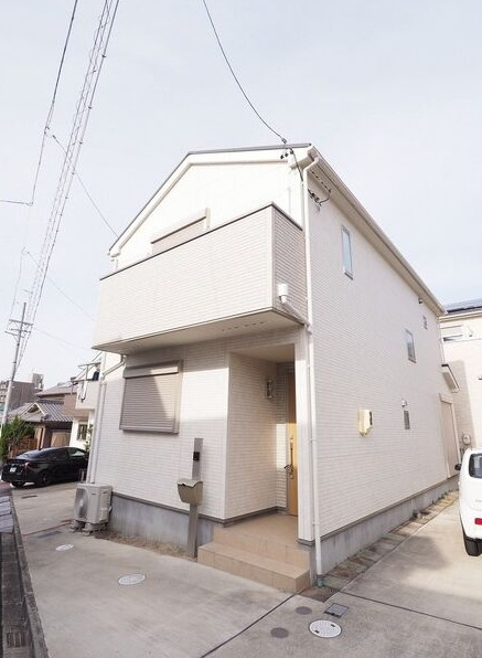 山の手３丁目貸家