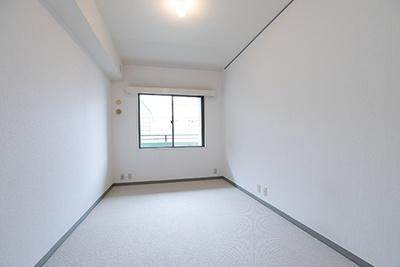 パークノヴァ調布の寝室|別号室の写真です