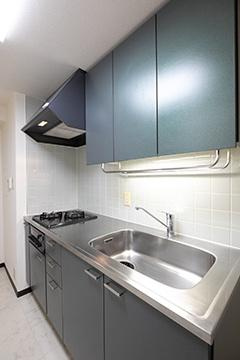 パークノヴァ調布のキッチン|※別号室参考写真です