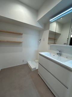 【独立洗面台】