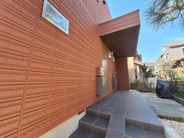 ＧｌａｓｓＬａｒｇｏのロビー