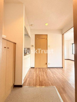 【玄関】 | トゥール・ドゥ―ル