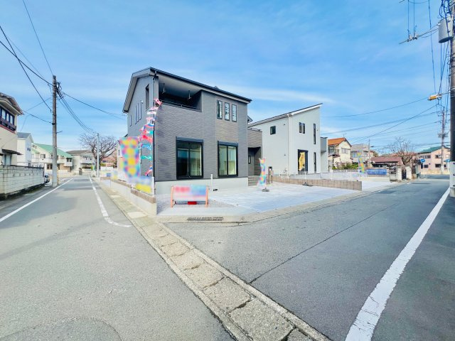 高崎石原町の前面道路含む現地写真|閑静な住宅地◎