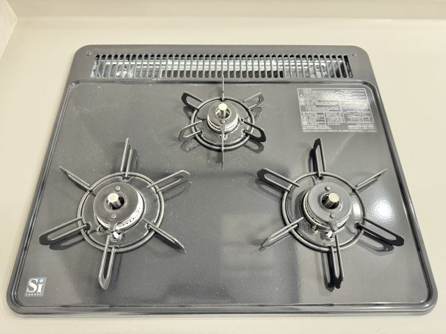 いろどりアイタウン浜松市中央区遠州浜2丁目　7号棟の設備|三口ガスコンロです！