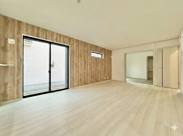 いろどりアイタウン浜松市中央区遠州浜2丁目　7号棟の居間・リビング|家具のレイアウトがしやすい、使い勝手の良い空間です！