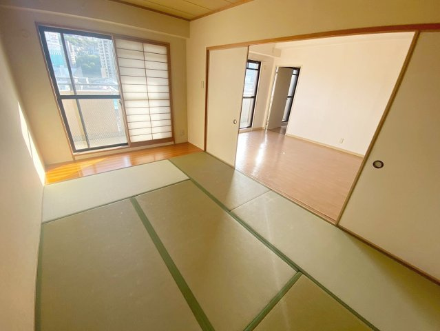 ボヌール宝塚のキッチン|コンパクトなキッチンで掃除もラクラク