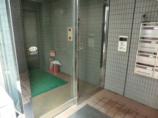 【エントランス】