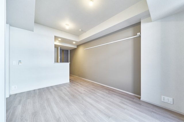 プラウドフラット三越前イーストの居間・リビング|ゆったりとしたリビングです