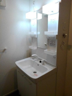 【洗面所】 | ル・ラパン・ア・ローヴ