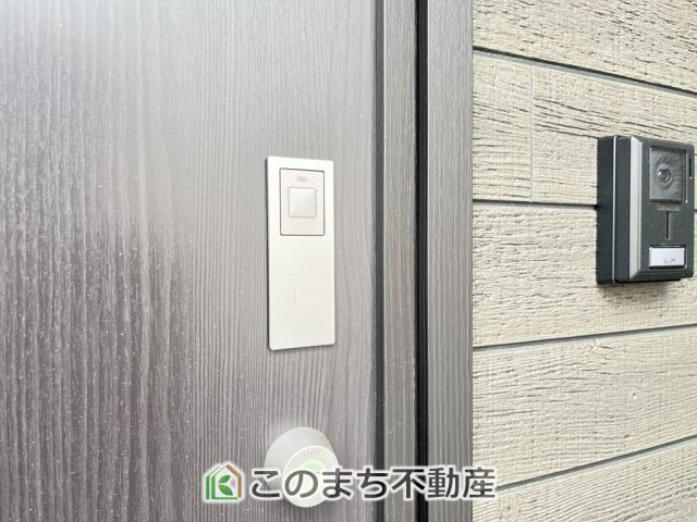 CRADLEGARDEN小山市喜沢第8の設備|玄関キーは上下２箇所のダブルロックキーで安全に配慮してます☆