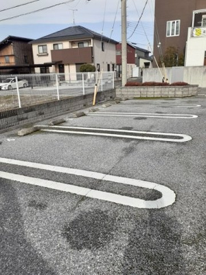 【駐車場】 | フォレストパーク・参番館