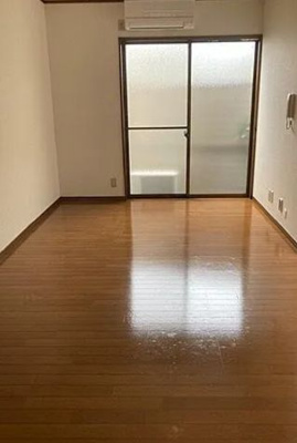 【居間・リビング】 | オザキハイツ | 使いやすいリビングです