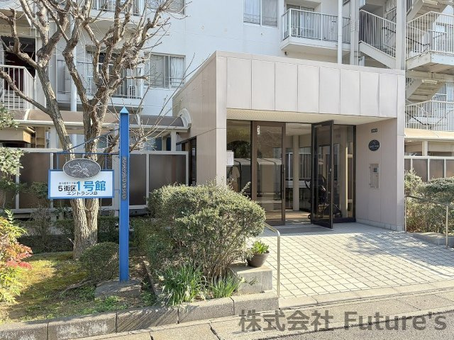 パークフィールドみさと5街区1号館のエントランス|建物エントランス