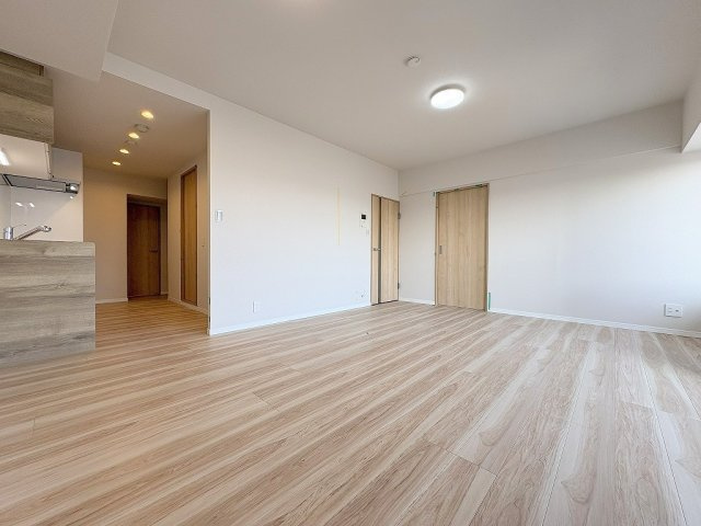 パークフィールドみさと5街区1号館の駐車場|屋根付きの駐輪場（要空き・料金確認）