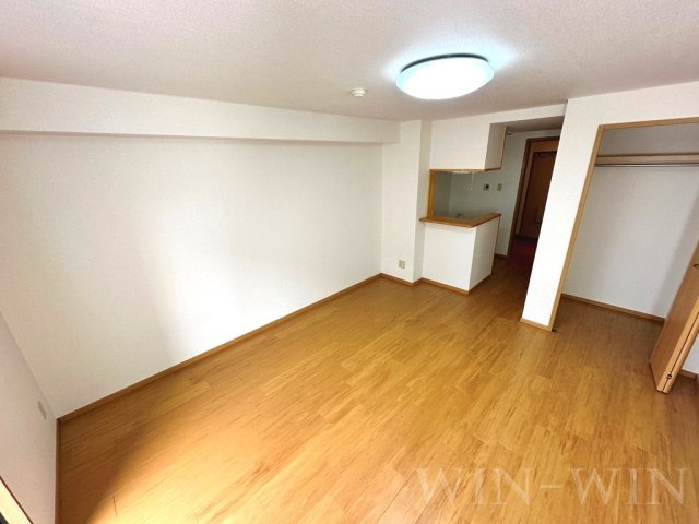 プリムローズの洋室