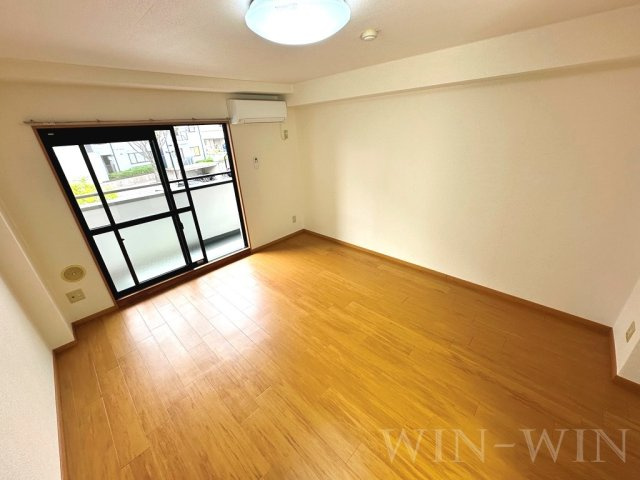 プリムローズの居間・リビング