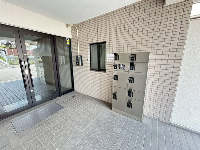 カーサ・デ・ミレニアムイーストのエントランス