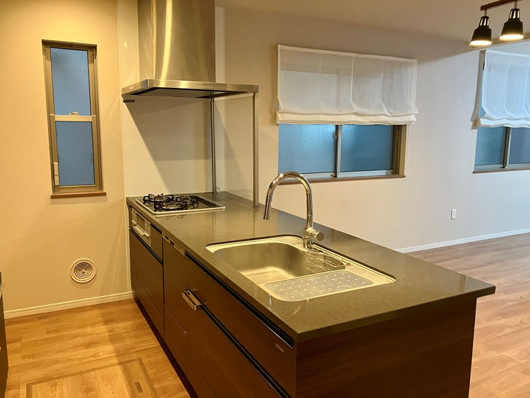 桜戸建のキッチン