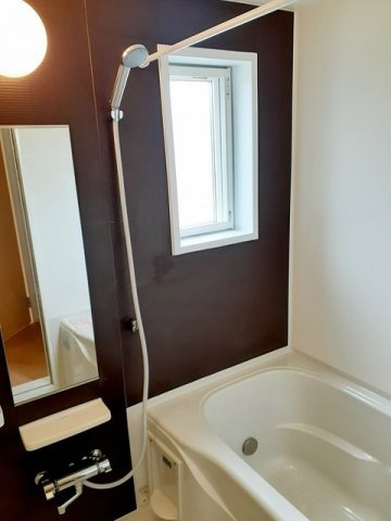 ラララＫ３　Ｂの浴室