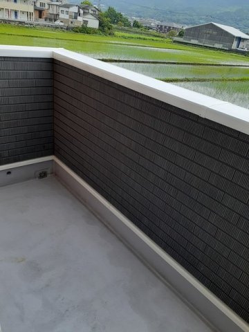 ラララＫ３　Ｂのバルコニー