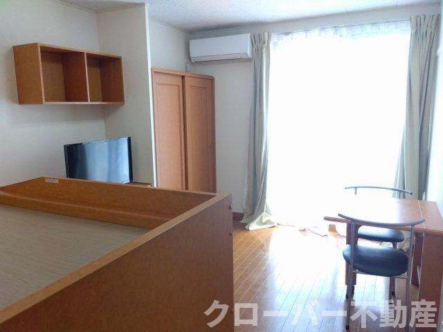 レオパレスハーモニーの居間・リビング