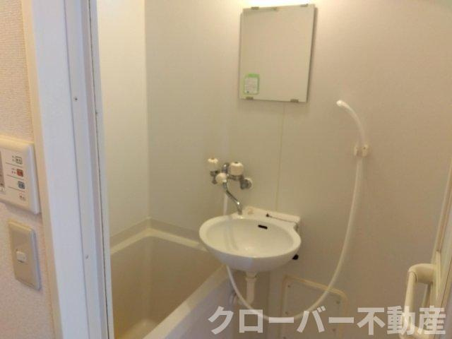 レオパレスハーモニーの浴室