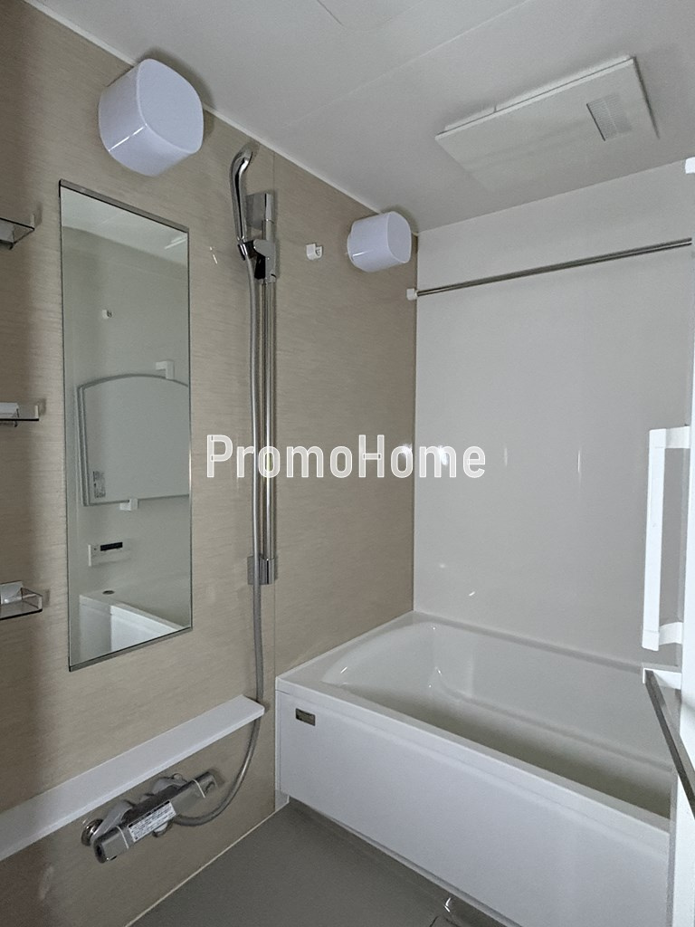 グラン千代田岩本町のエントランス