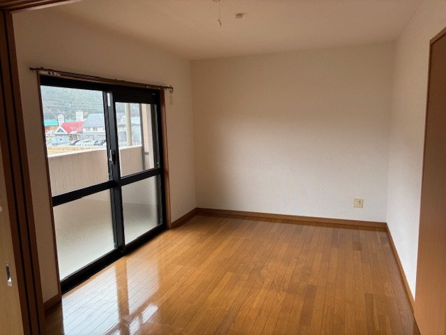 リバーサイドレジデンスの洋室