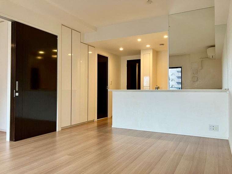 スカイティアラ　ウエストの内装