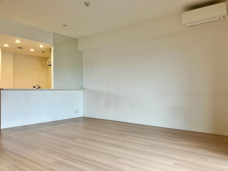 スカイティアラ　ウエストの居間・リビング