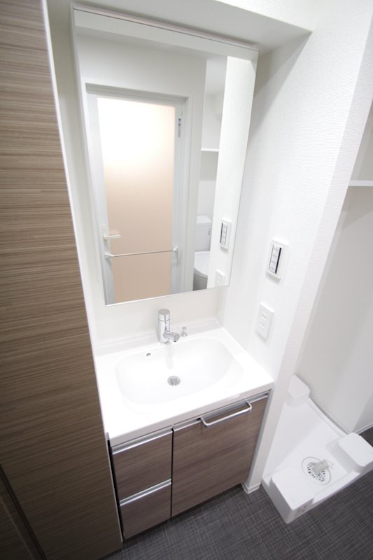 ブライズ関内マキシヴの独立洗面台