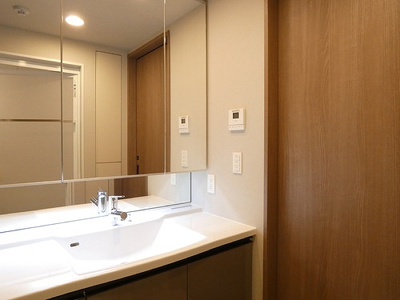 【洗面所】 | ジオ板橋大山 | 三面鏡付洗面化粧台