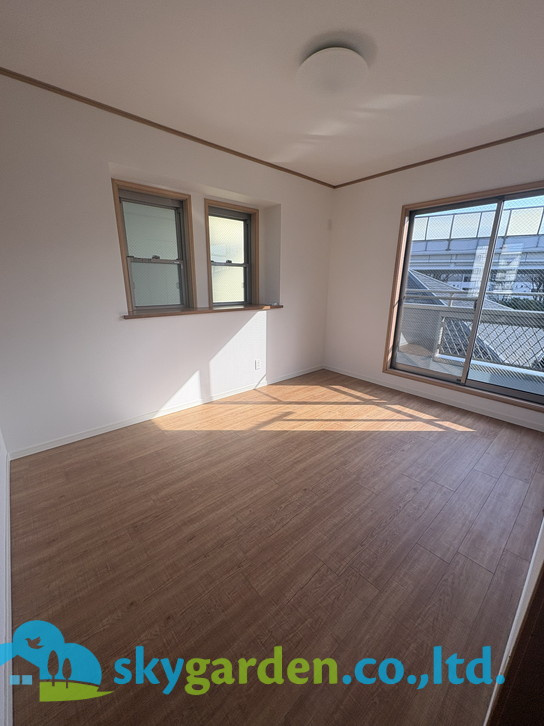 茅ヶ崎市西久保　中古戸建の洋室
