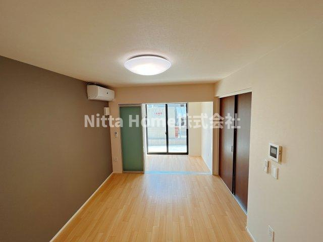 パークサイドヴィレッジの居間・リビング|照明器具も完備◆