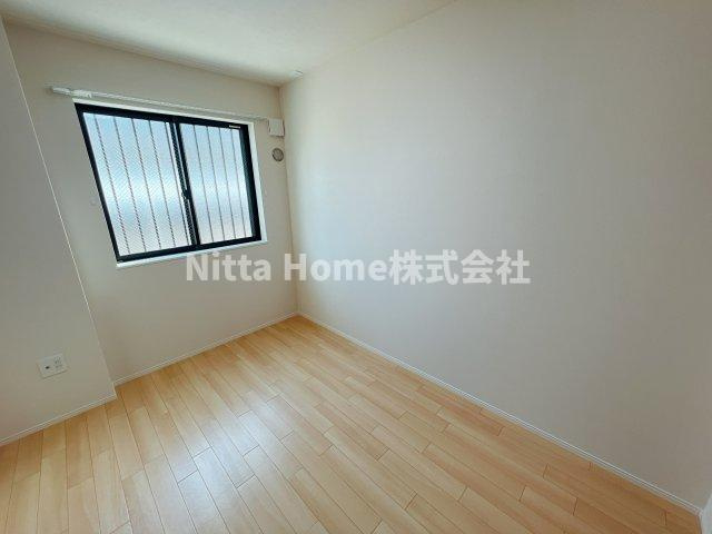 パークサイドヴィレッジの居間・リビング|温かみのあるお部屋ですよ◎