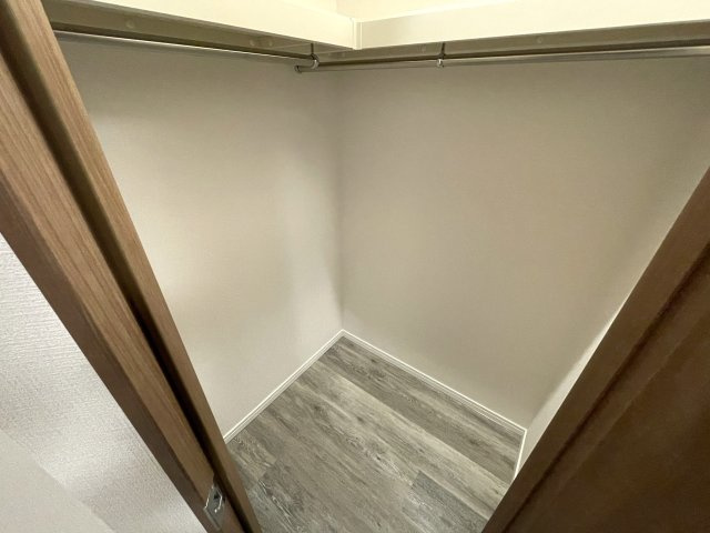 なんてこった！駐車場１台分専用無償！見た目も良きな『エルフィーノ横浜・市沢の丘』リフォームの収納|収納のためのスペースです