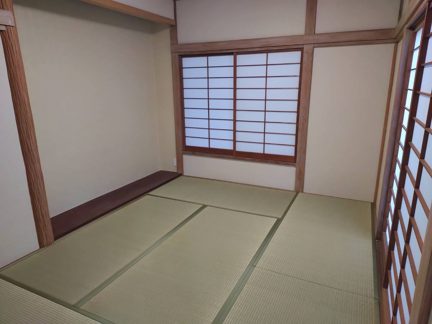 伊東市　ゴルフガーデン別荘地の和室
