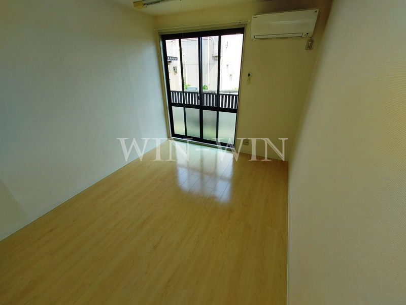 リバーサイド向山の居間・リビング