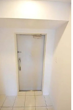 【玄関】 | リヴィェ日本橋